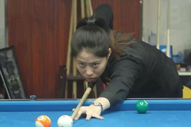 用简练有力 用简练有力