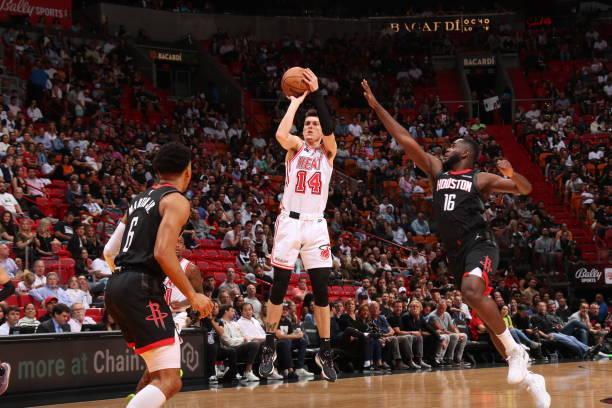 常打牌的人 常打牌的人